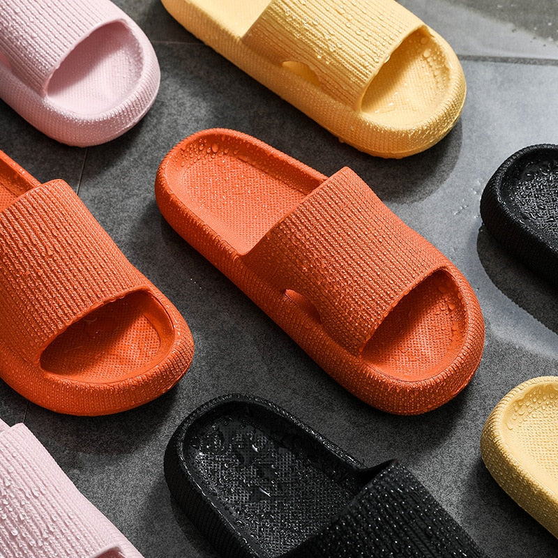Slipperies – Relax-Schuhe mit Plateausohle