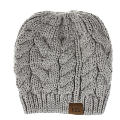 Ponytail Beanie™ - Get through winter in Style!