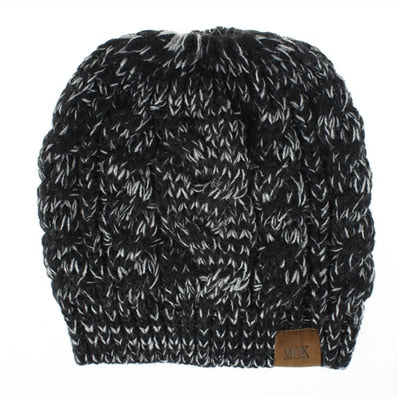 Ponytail Beanie™ - Get through winter in Style!